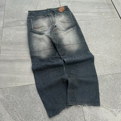 BROOOO THESE AKADEMIKS SO FUCKING TOUGH - 34x30”