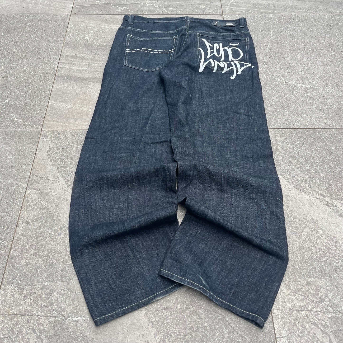 grailllll dark wash eckos - 36x34”