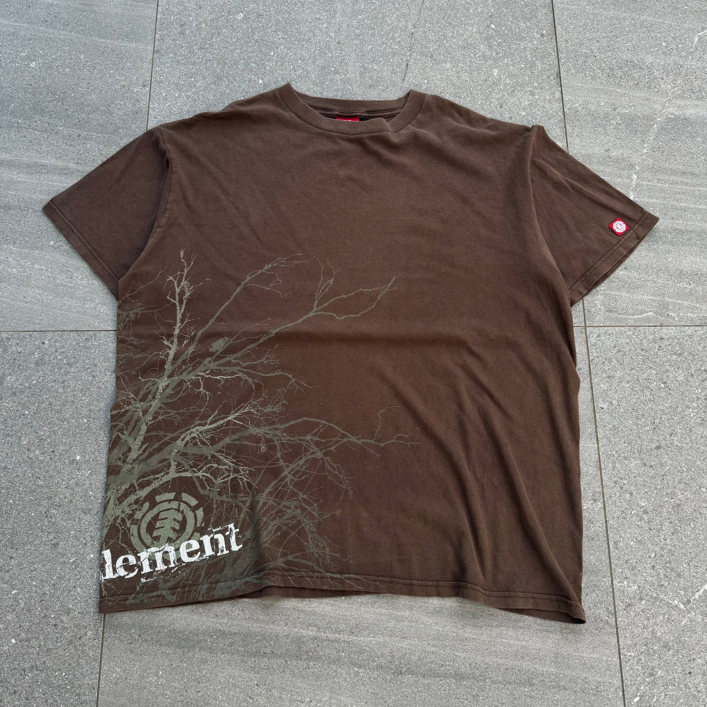 grail element tee - L/XL