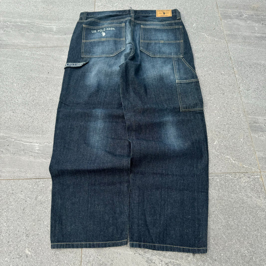 bro the wash on these is insane —— polo assn jeans - 36x31”