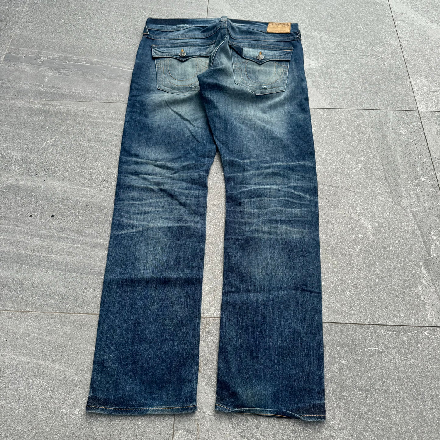 truey straight legs - 36x35”