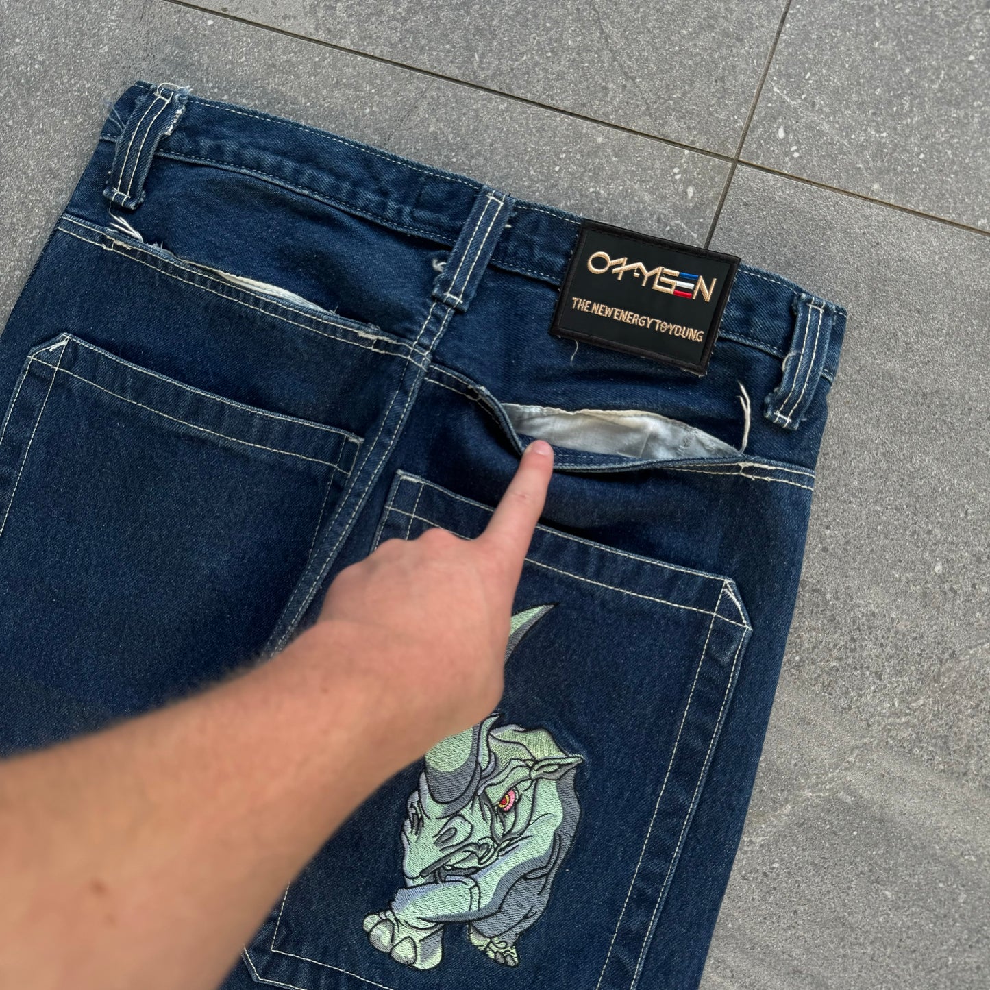 jnco style embroidered oxygen jeans - 32x30”
