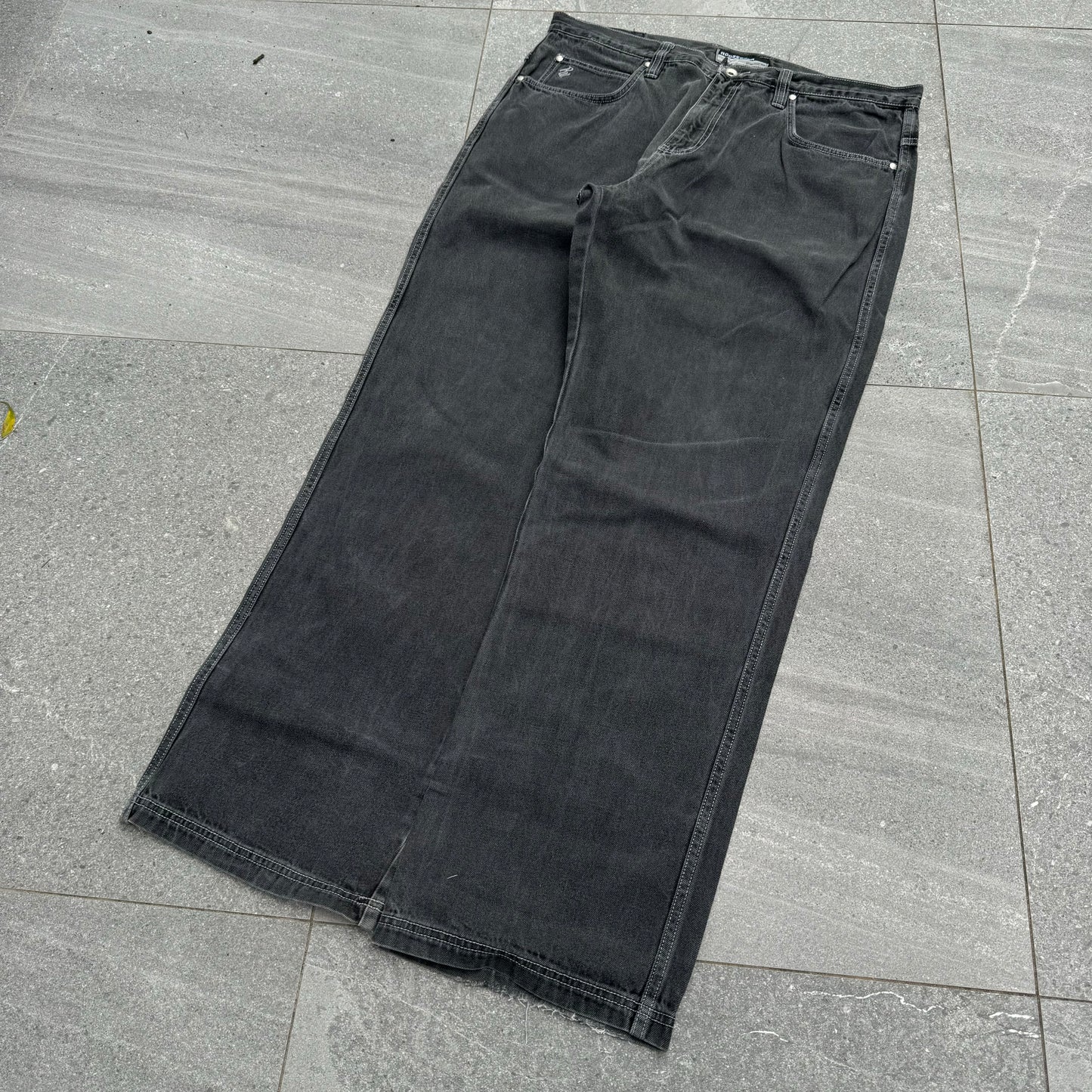 phat rocawear jeans - 38x34”