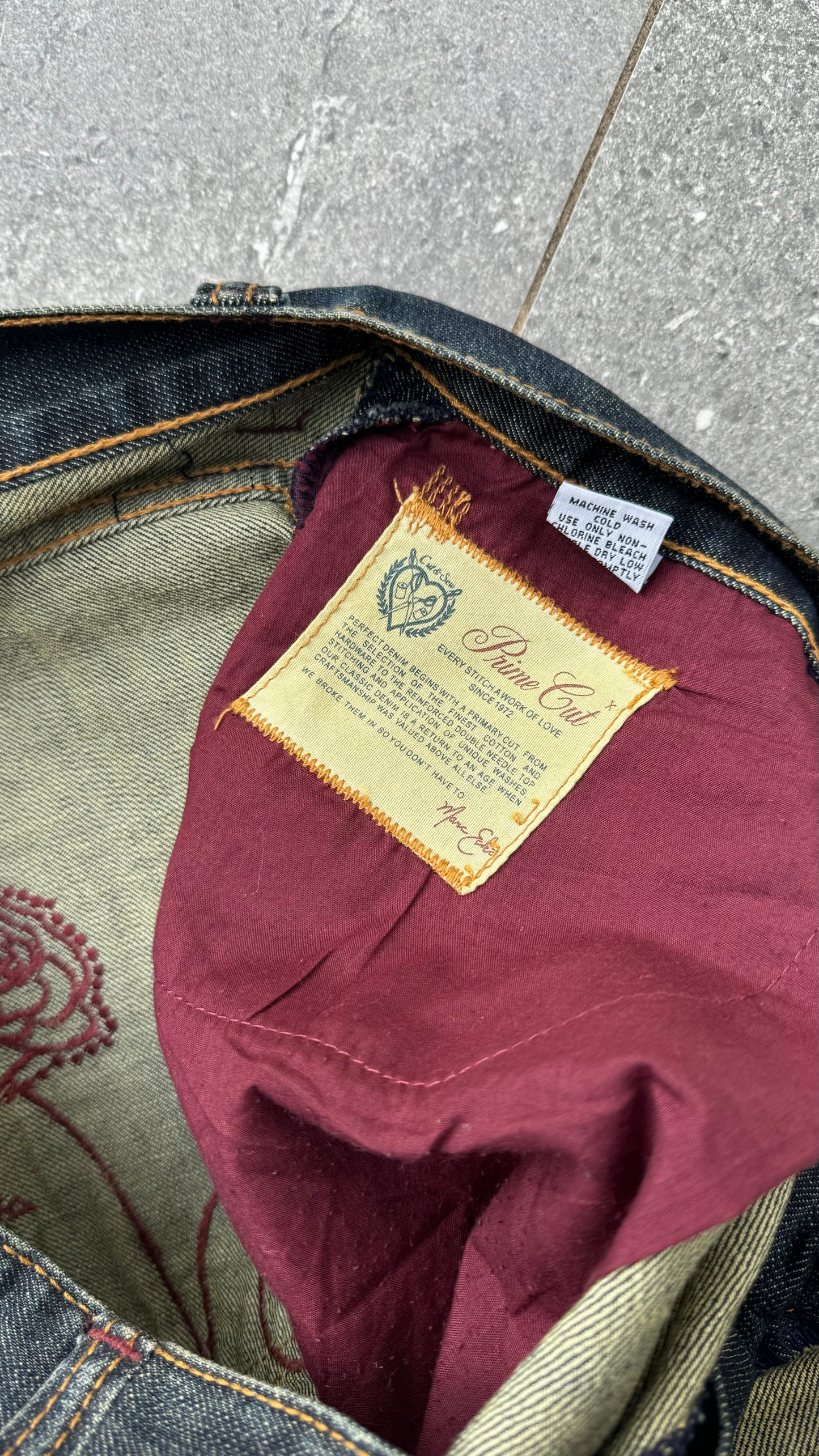 insane ecko raw jeans - 38x32”