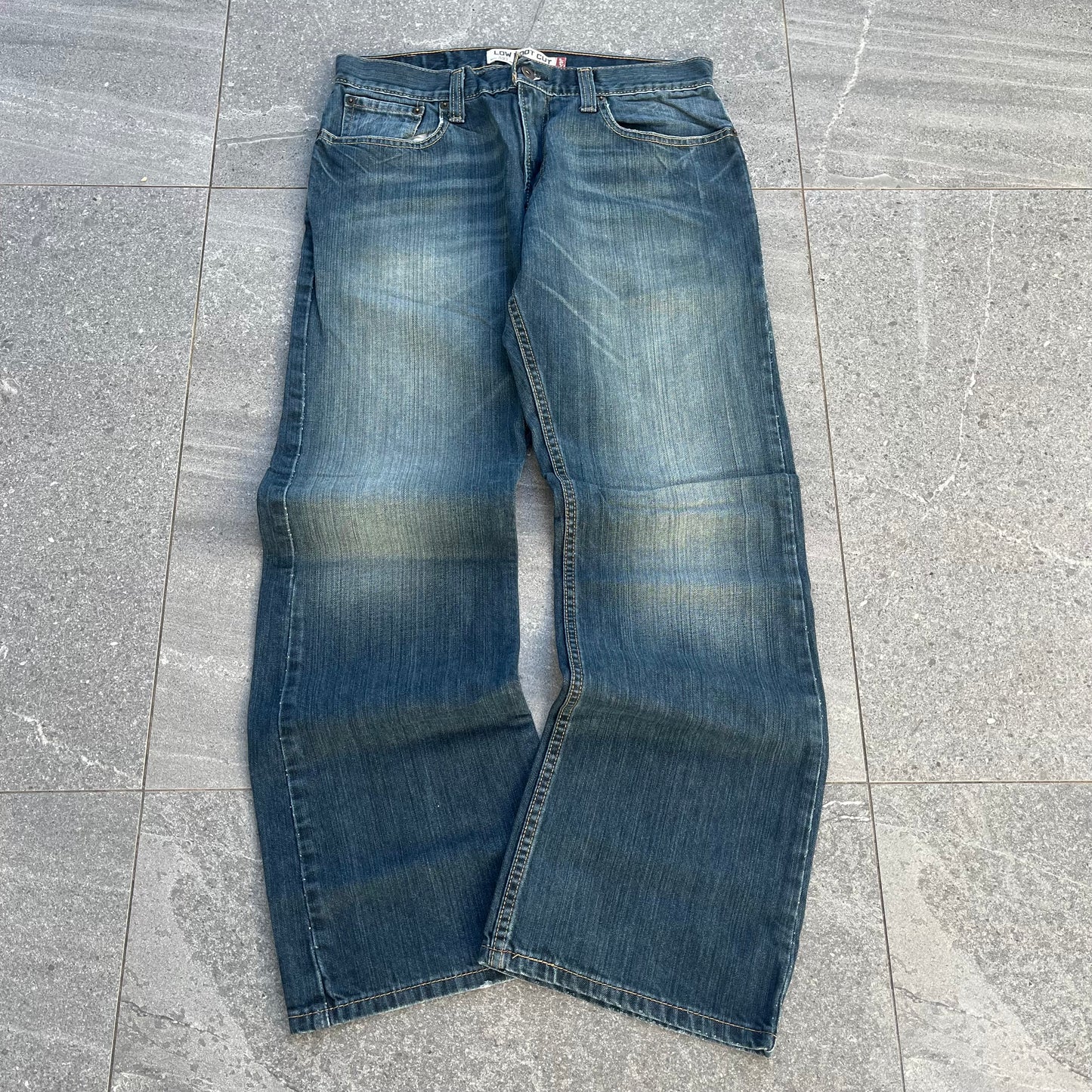 peak of all bootcuts . levi 527 lows - 31x30