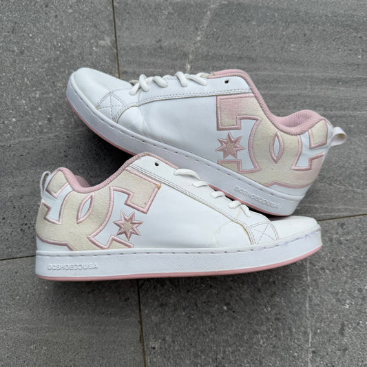pastel pink DC court graffiks - women’s 10 / eu 41