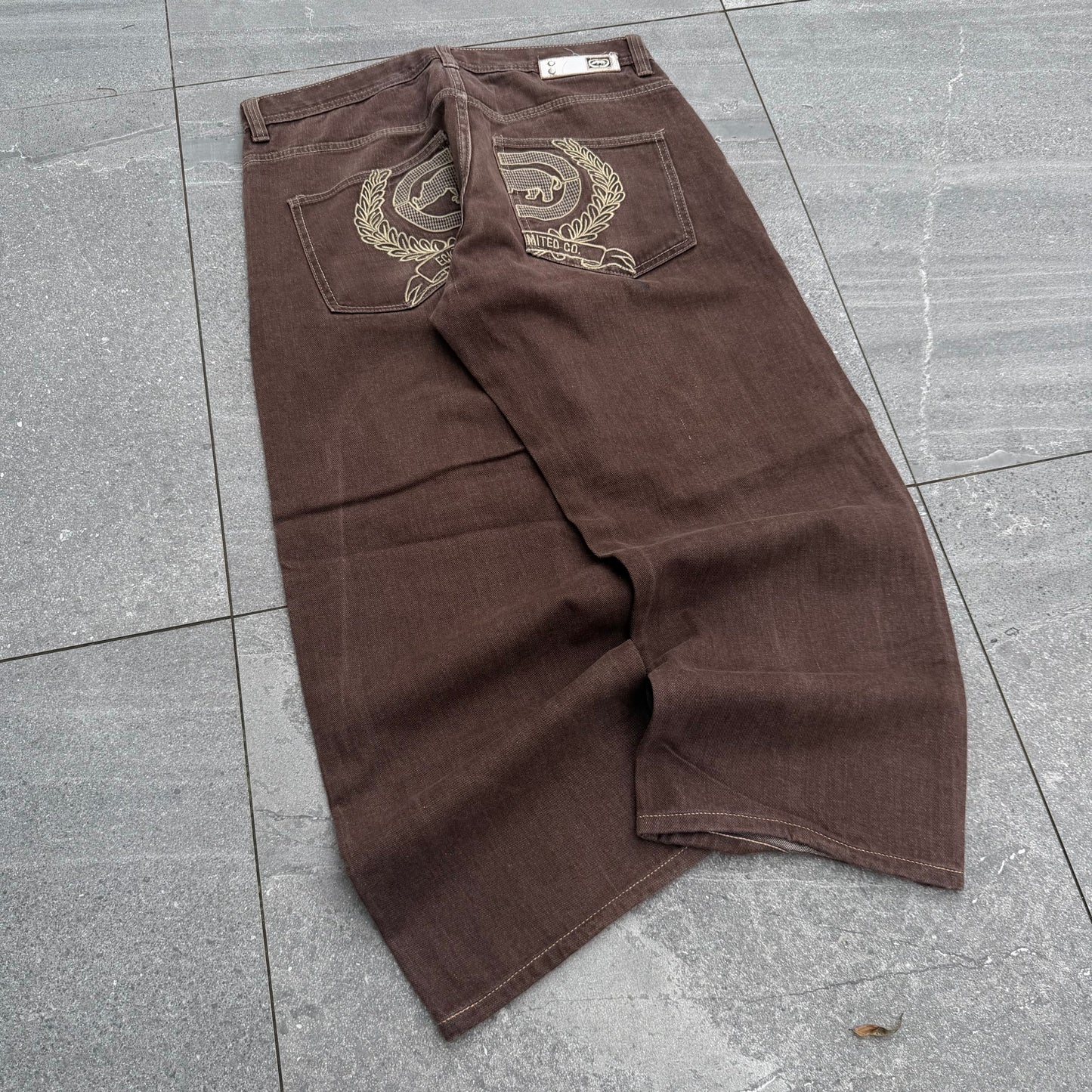 mocha/copper eckos - 34x28”