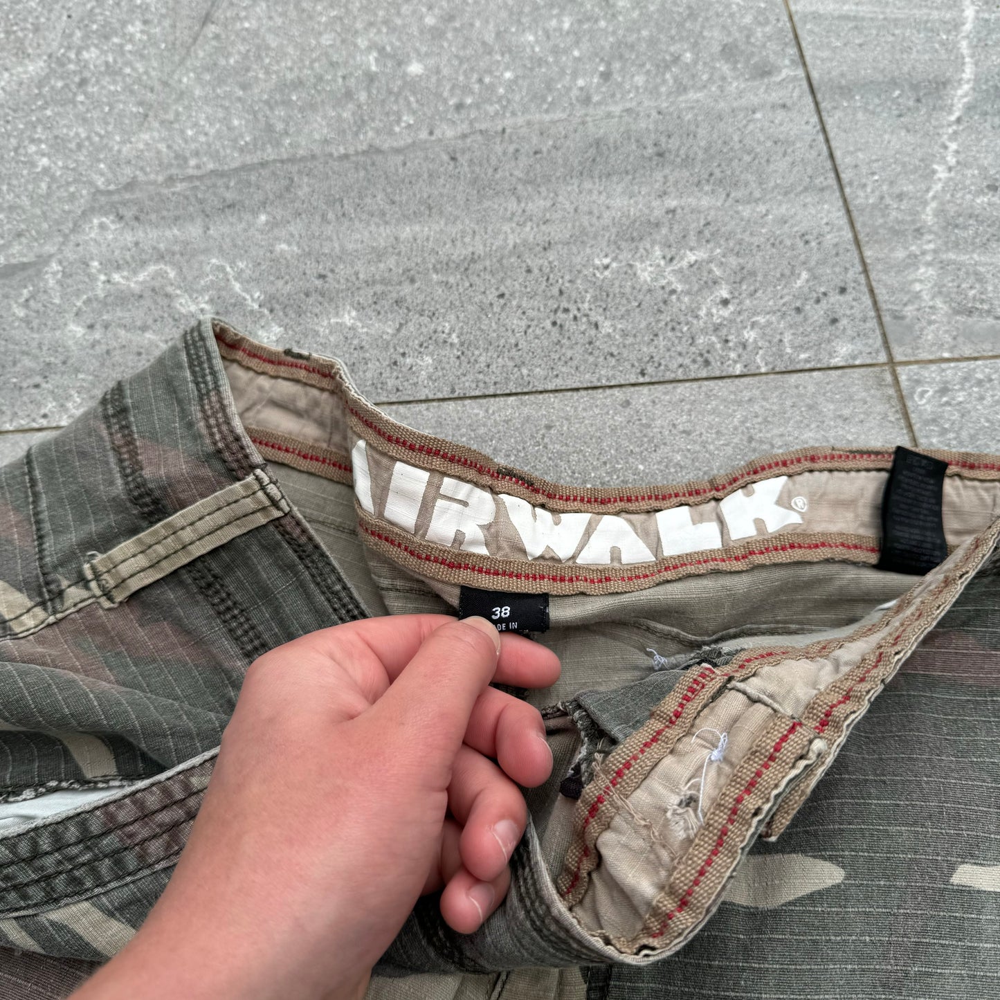 huge airwalk camo shorts - 38”