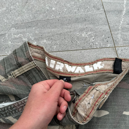 huge airwalk camo shorts - 38”