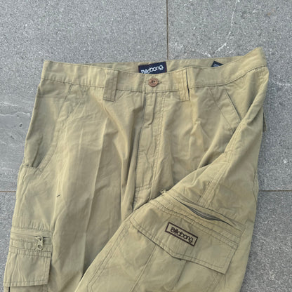 clean billabong pair - 34x11.5”