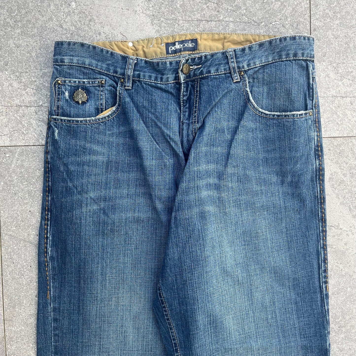 fat pelle pelles - 38x33”