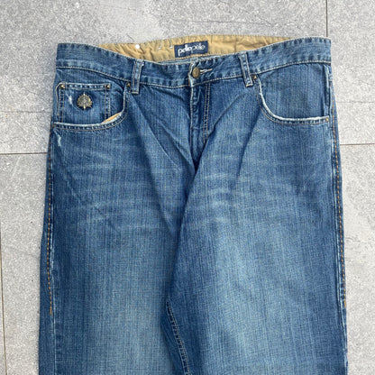 fat pelle pelles - 38x33”