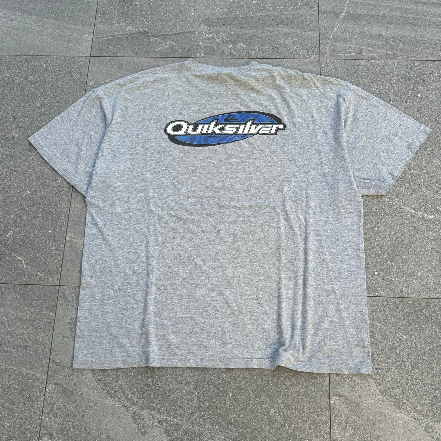 quiksilver tee - 2XL