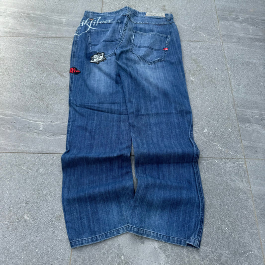 quiksilver side hits - 36x33”