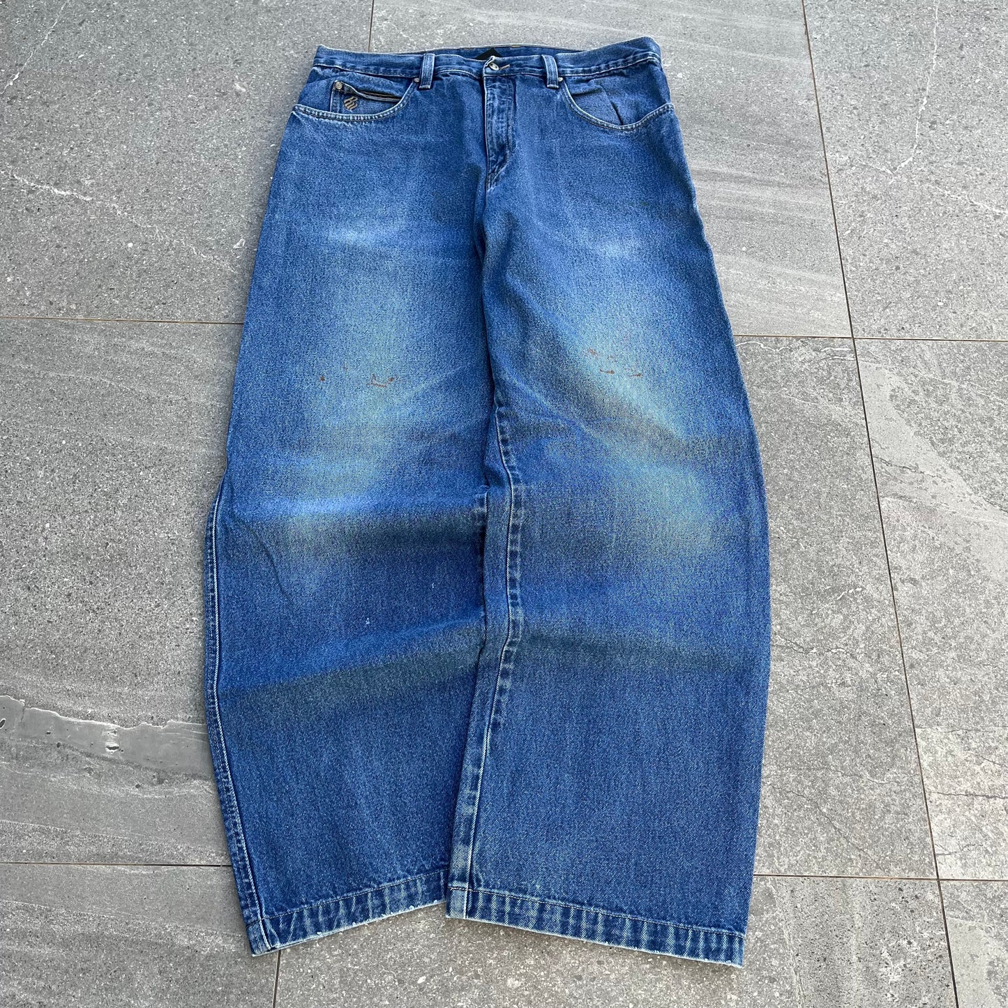 rocawear staple baggy jeans 35x33”