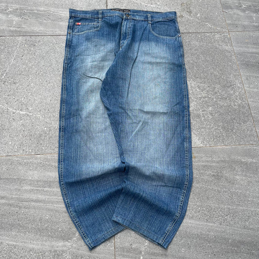 beautiful southpole redtab fades - 42x32”