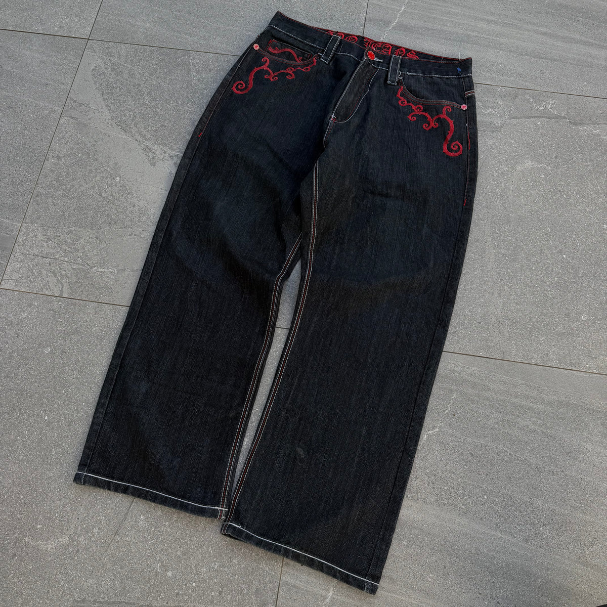 i came all over these. insane gaoj embroidered jeans - 36x30”