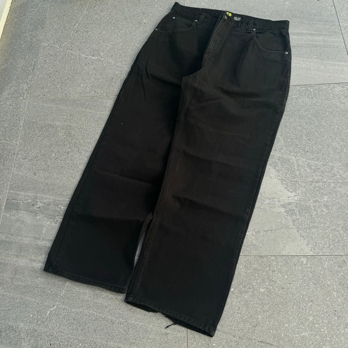 godbody jeans - 38x32”