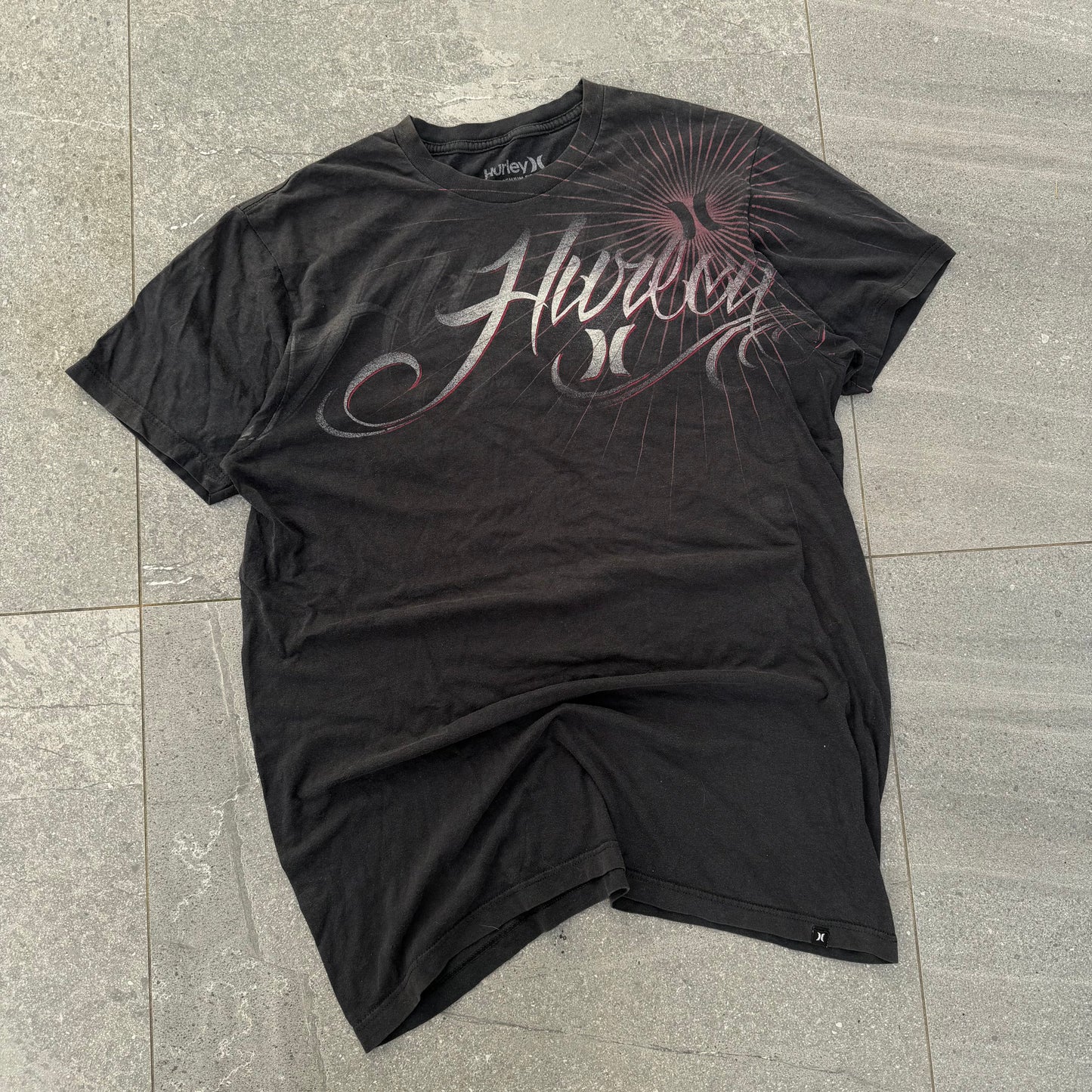 hurley sun logo - L