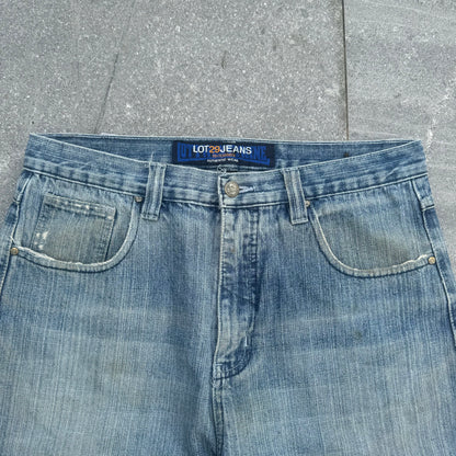 lot29 bugs bunny jeans - 32x32”