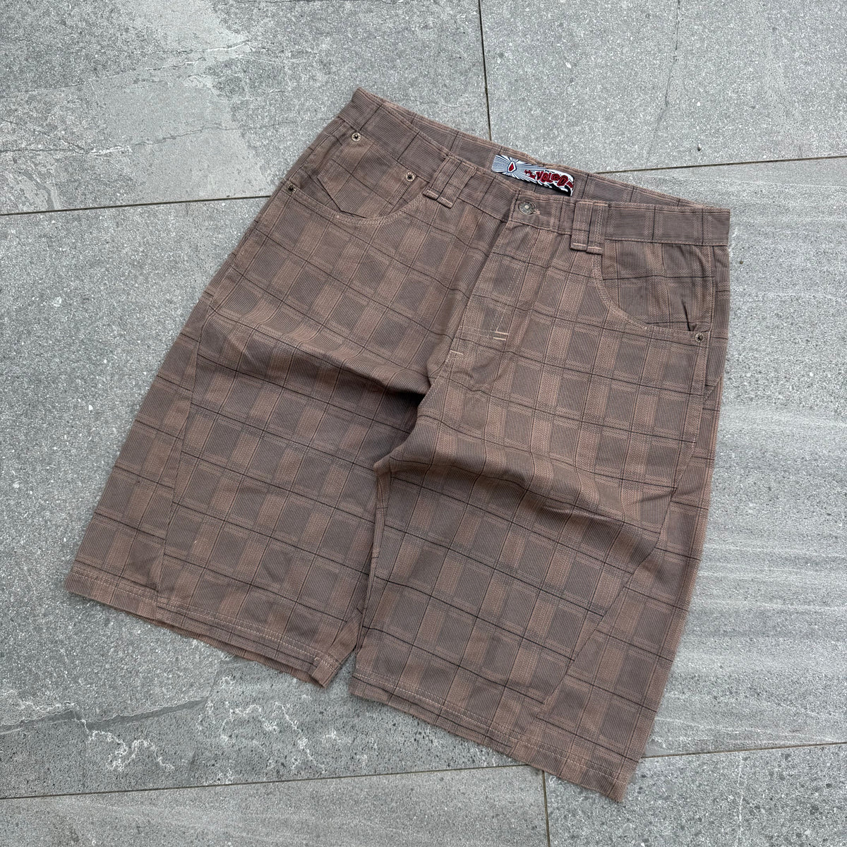 chimney volcom shorts 🧱 - 34”