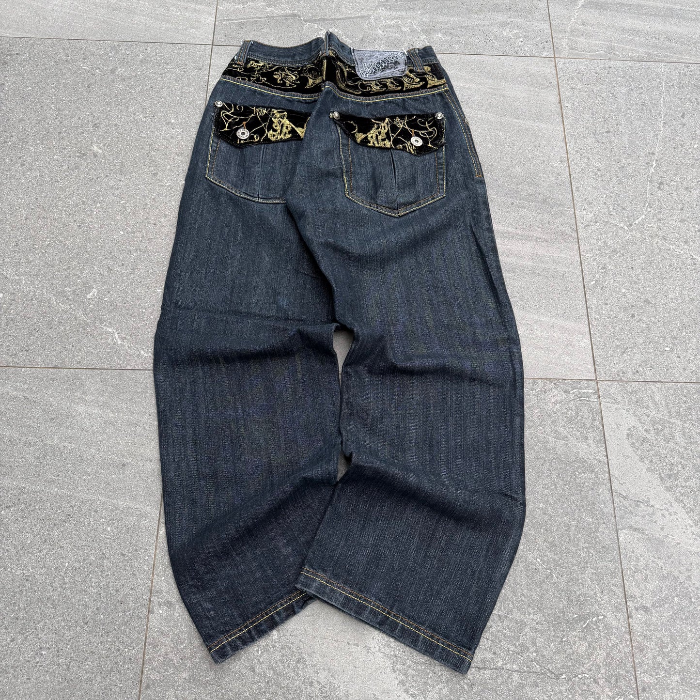 ablanche gold trim bootcuts - 28x29”