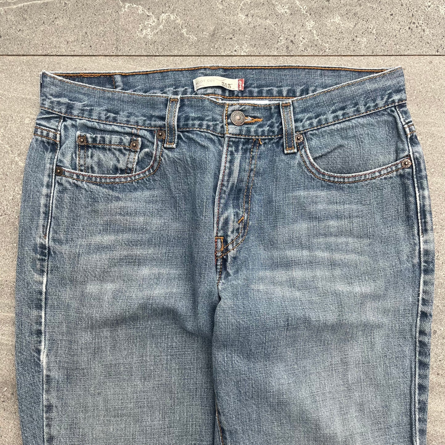 damn the wash on these is so good. levi 515 bootcuts -32x31”