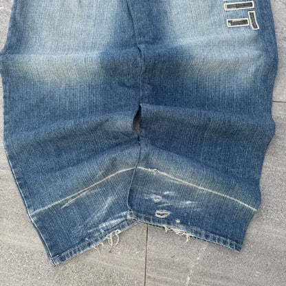 camo hit G UNITzzzzzz - 38x32”