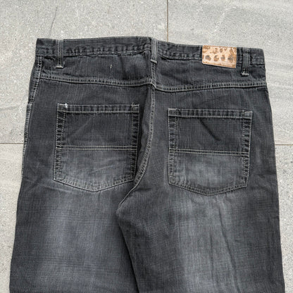 dodeca southpoles - 40x32”