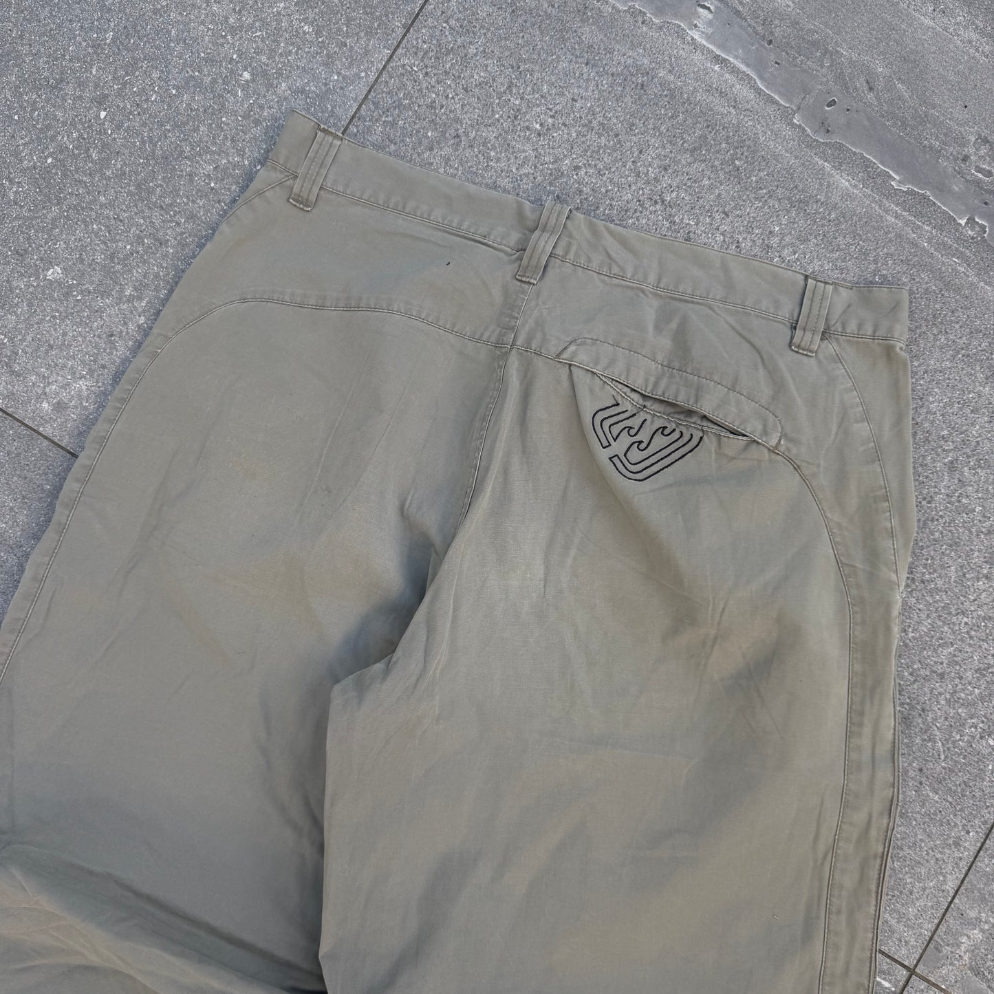 grail billabong pants - 36x32”