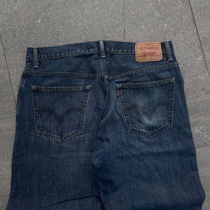 ong prolly the best pair ive dropped. 557 relaxed bootcuts with the BEST FADE. 36x32”