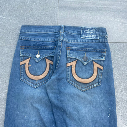 paint splatter trueys - 38x35”