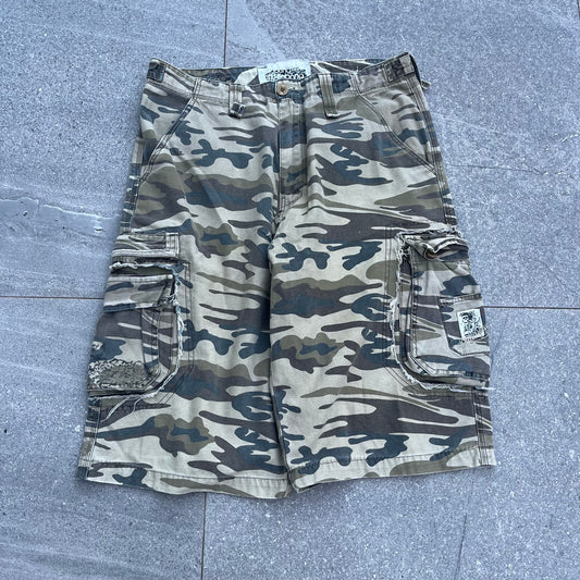 insane fit on these billabong cargos - 34”