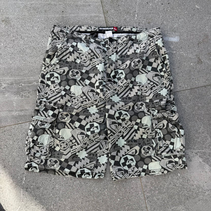 loooong quiksilver AOP shorts - 36”