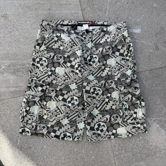 loooong quiksilver AOP shorts - 36”