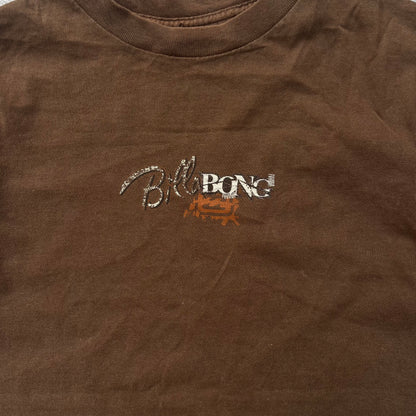 what were they feeding the billabong designers 😭. billy backhit - S