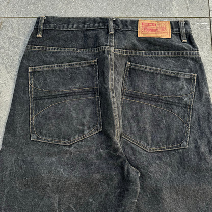 ecko jorts - 32”