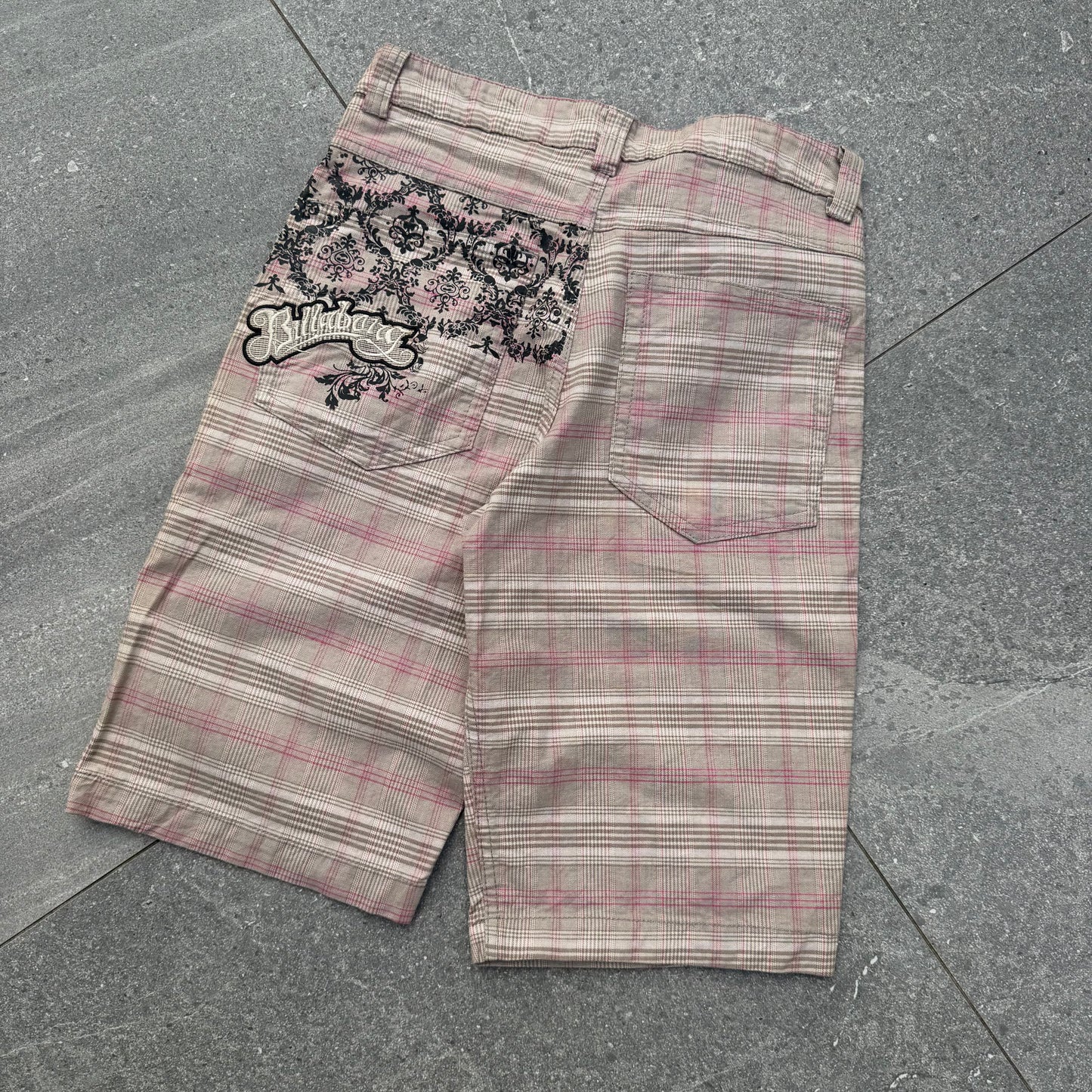 deadstock 2000s billabong plaids - 30”