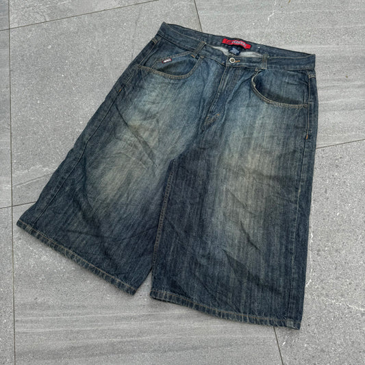 best fitting mecca jorts - 38x16”