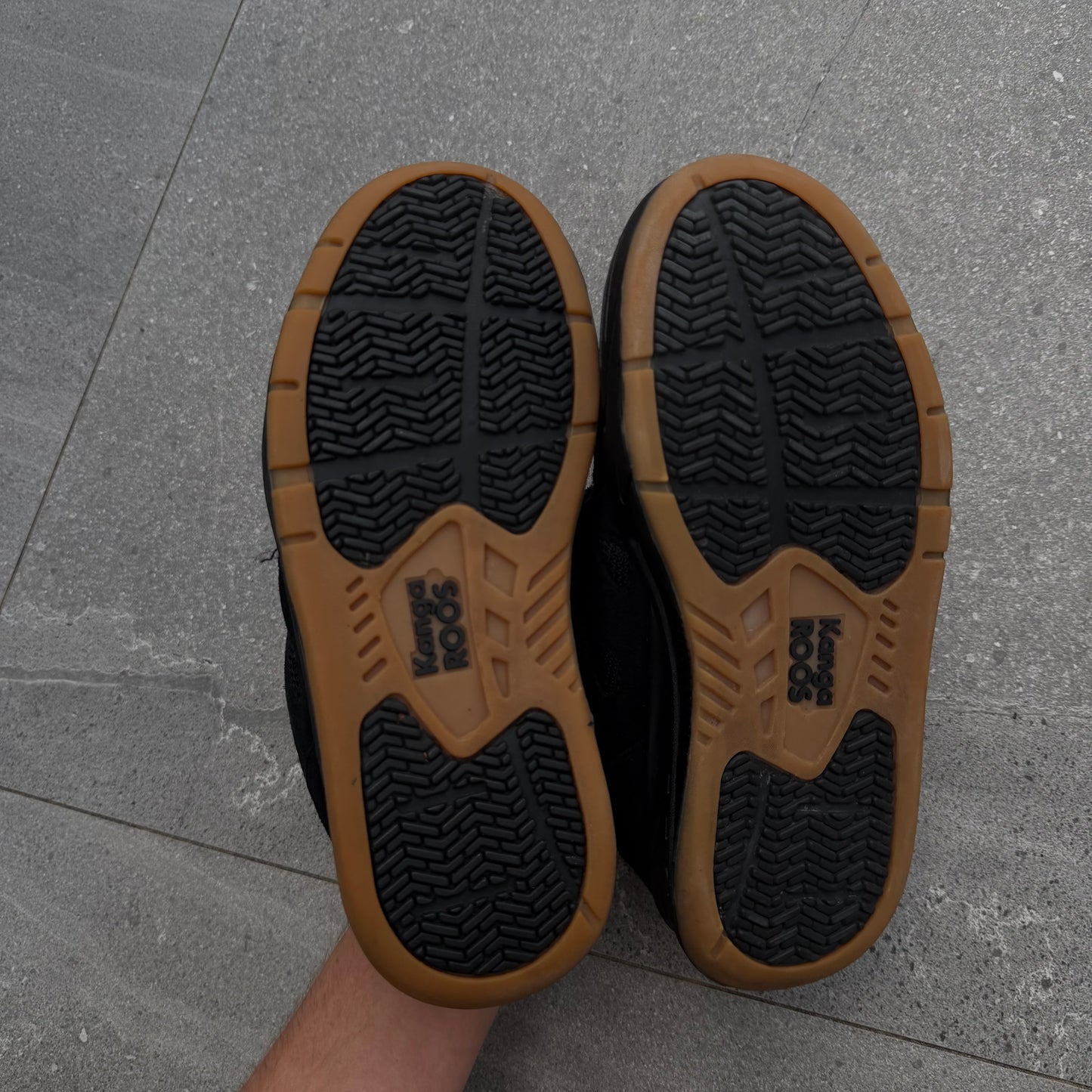 00s kanga-roos (hidden stash pocket) - 8US
