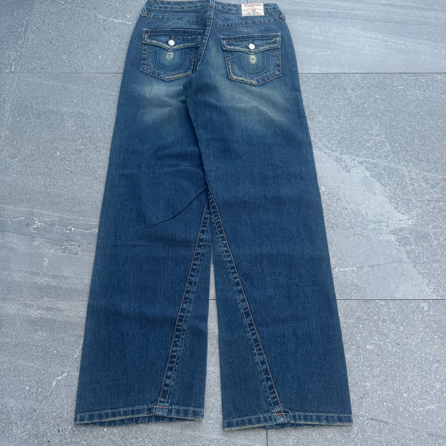 one of my FAV pairs of trueys - 30x32”