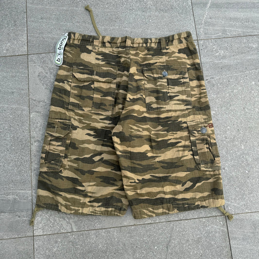 beautiful billabong camos - 34x12”