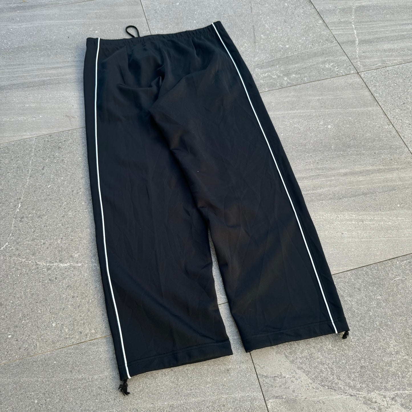 japanese nike trackies - XL