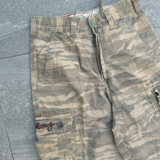 loooooong asf billabong camos - 28”