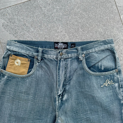 akademiks jorts - 40”
