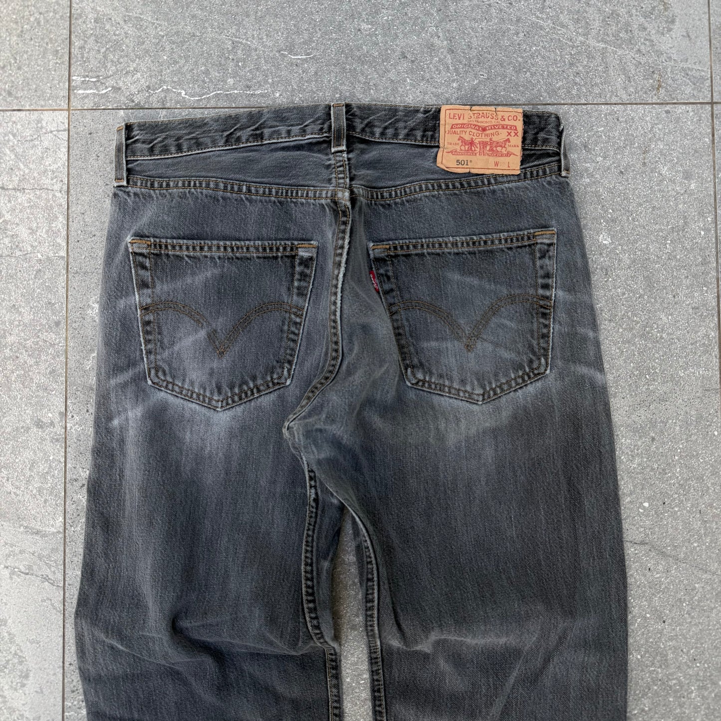 wooooaw black 501s - 32x29”