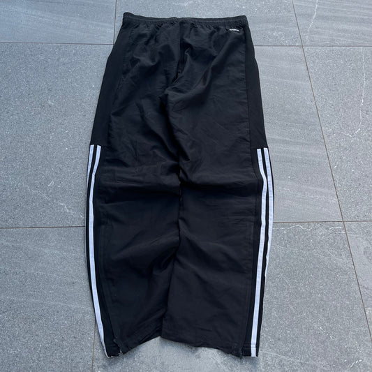 baggy striped adidas trackies - 36”