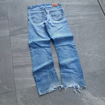 fuck these are hot too, levi’s 517 - 36x34”