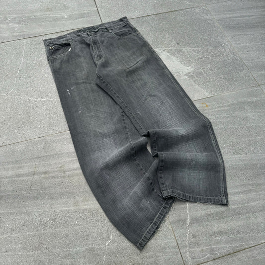 grail southpole brown tabs - 37x33”