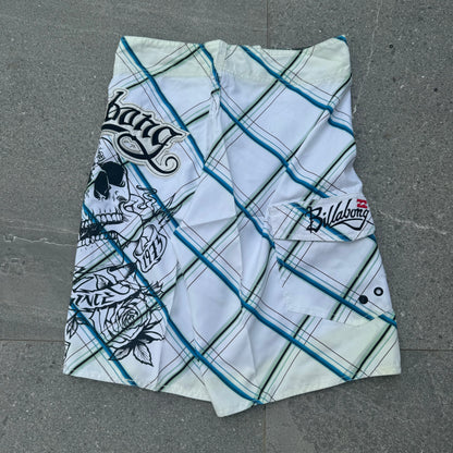 deadstock billabong boardies - 30x12”